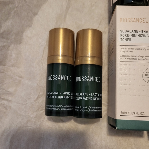 Biossance skincare bundle - Picture 3 of 6